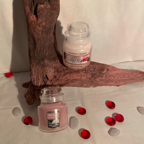 Yankee Candle set of 2, 3.7 Oz - Picture 1 of 5